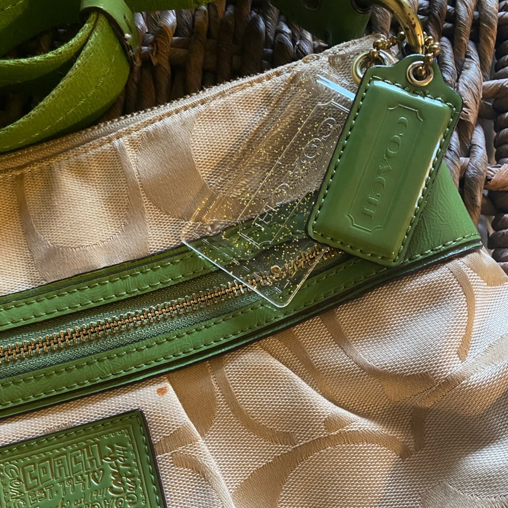 Coach Poppy Cross Body